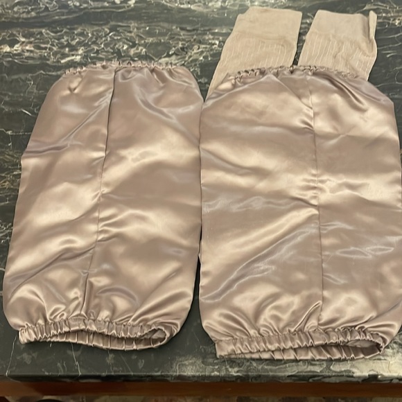 Fendi Nylon Baguette Leg Warmers - Picture 8 of 9